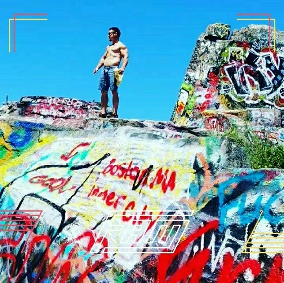 Meet your Posher, Owen - Picture 1 of 1